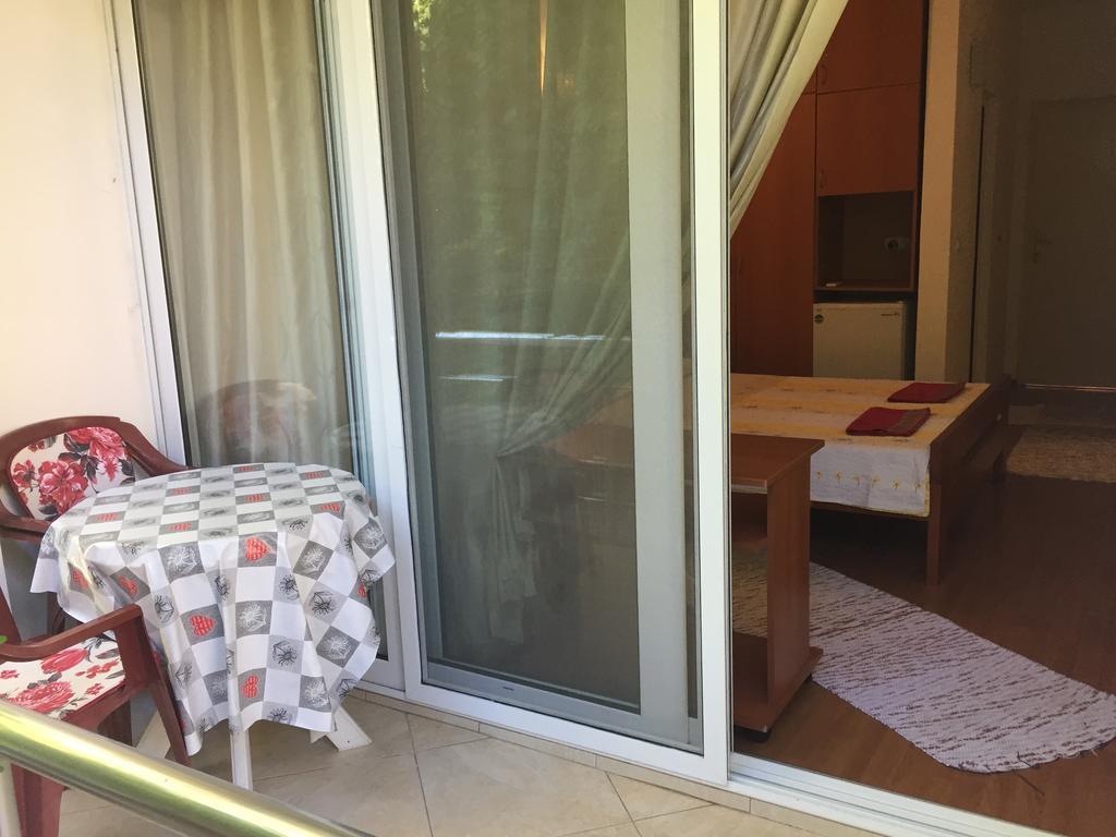Tina Rooms Ulcinj Exterior foto